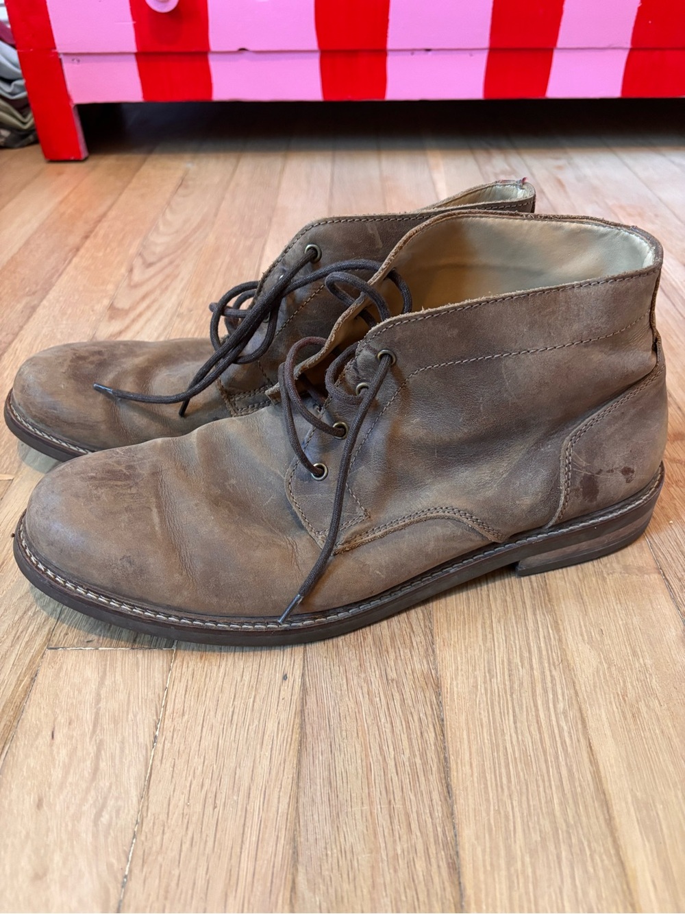 Loake Gilchin Brown Distressed Leather Chukka Boots Men’s EU 45 US 11-11.5